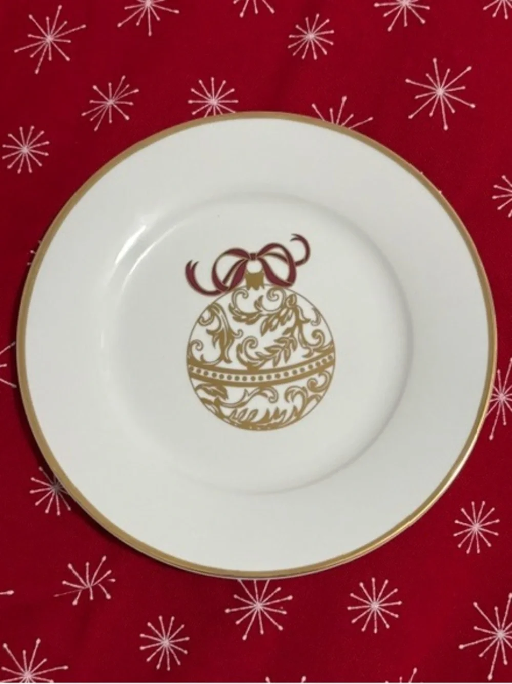 Pier One Ornament Dessert Plates 7.5” Gold Trim Set of 8